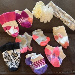 8 pairs of baby girl socks and 2 headbands 3-12 m